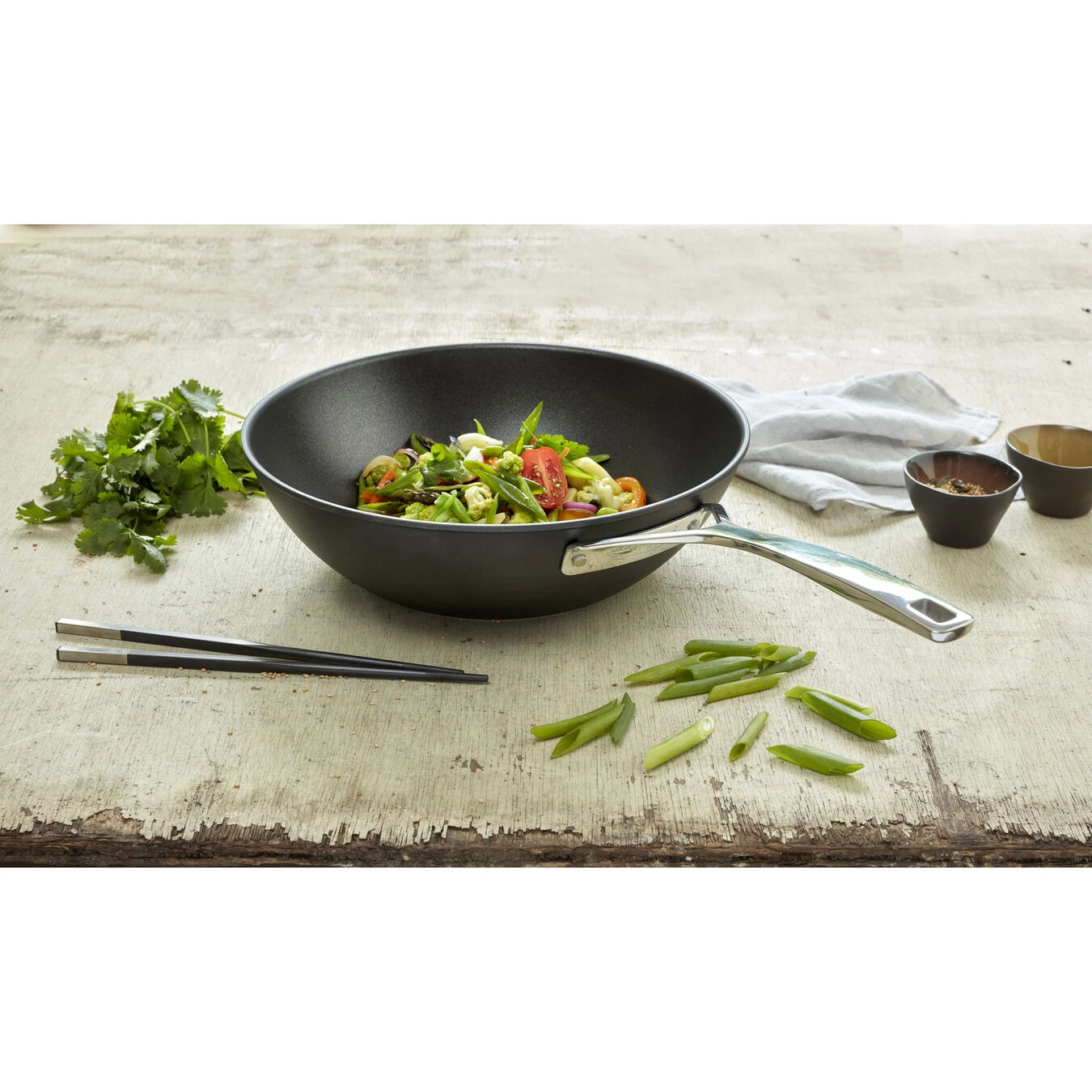 Demeyere 30 Cm Aluminium Wok Flat Bottom 8 Demeyere 30 Cm Aluminium Wok Flat Bottom - Image 6